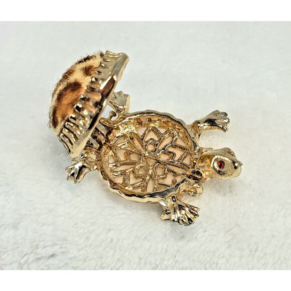 Vintage Turtle Brooch-Locket Faux Fur Shell Gold Tone Body Art Deco Style - Picture 4 of 8
